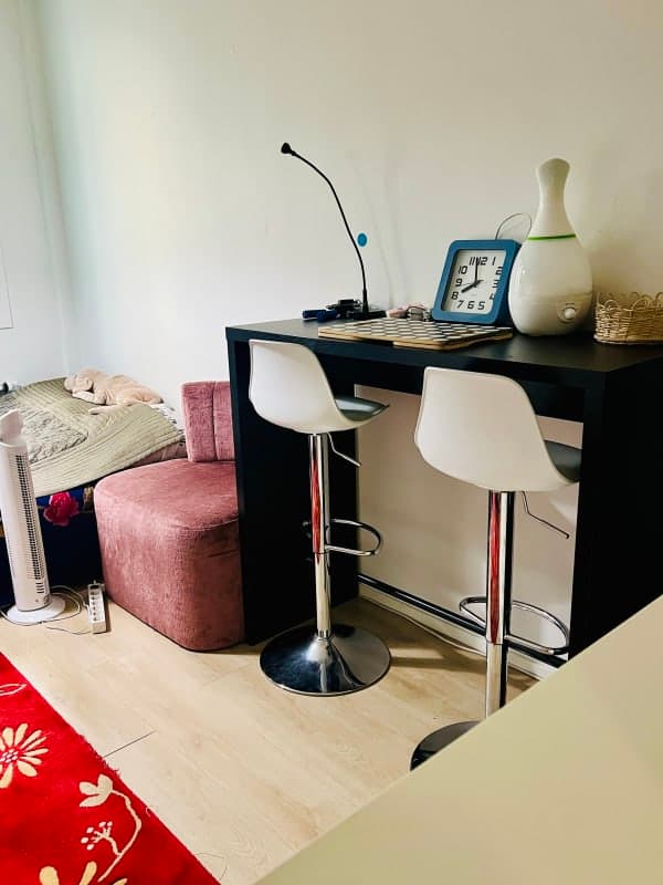 Very clean furnished room in an apartment in Helsinki